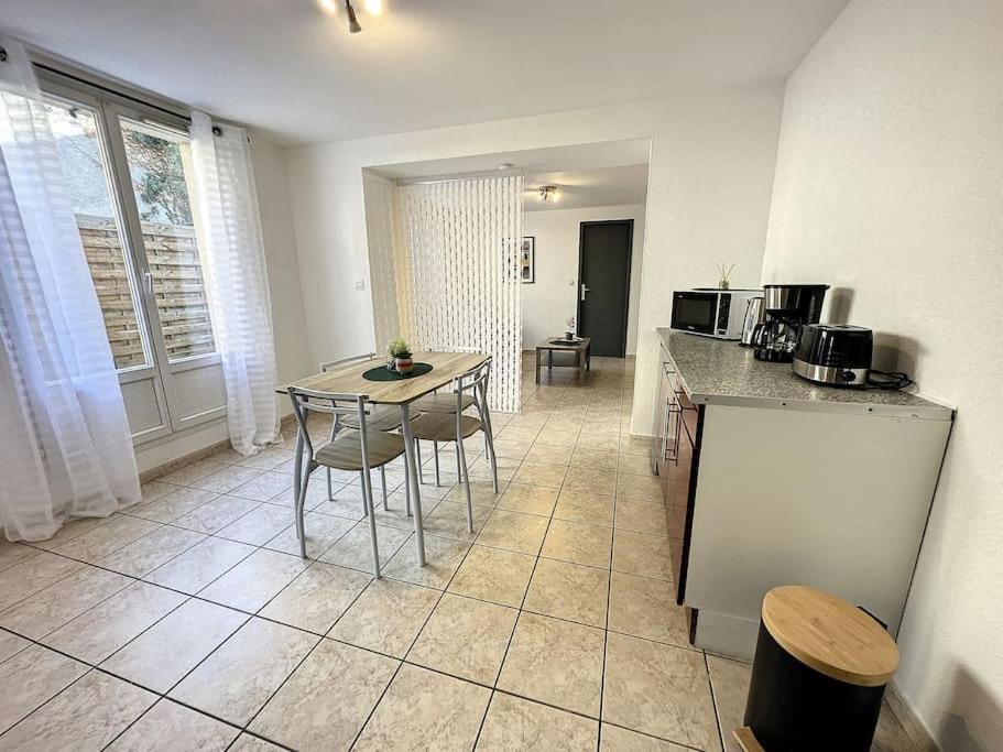 Spacieux T2 Tout Confort Тарб Экстерьер фото