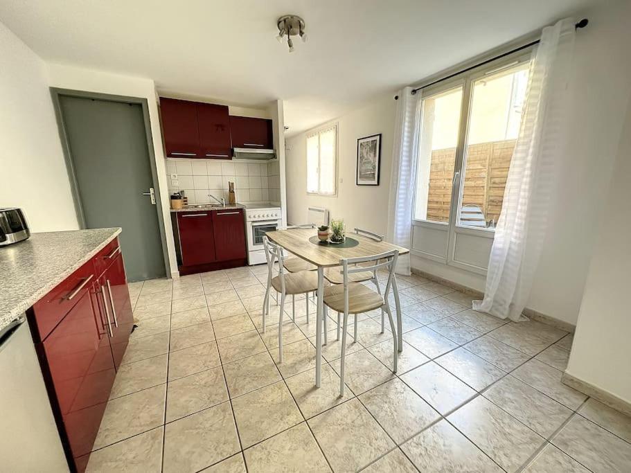 Spacieux T2 Tout Confort Тарб Экстерьер фото